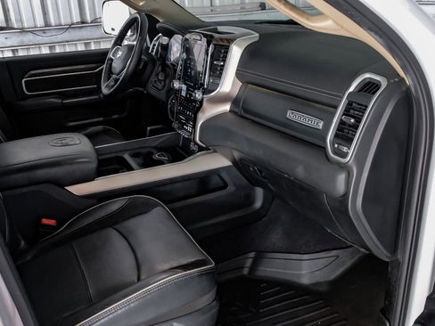 Used 2020 RAM 3500 Laramie image 14