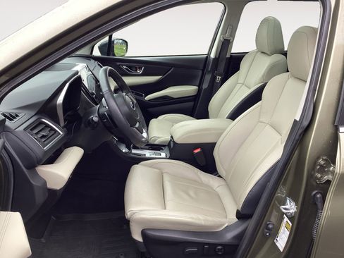 Certified 2024 Subaru Ascent Limited w/ Technology Package image 9