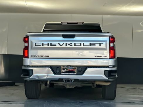 Used 2022 Chevrolet Silverado 1500 Custom w/ LPO, Dark Essentials Package AWD/4WD image 4