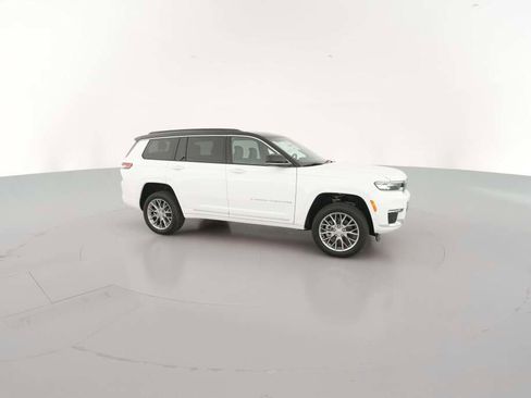 New 2025 Jeep Grand Cherokee L Summit w/ Luxury Tech Group V image 15