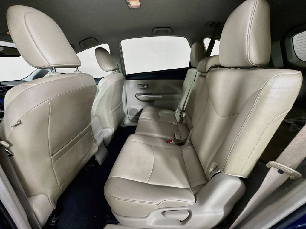 Used 2013 Toyota Prius V Five FWD image 27