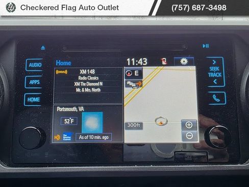 Used 2018 Toyota Tacoma TRD Sport image 16