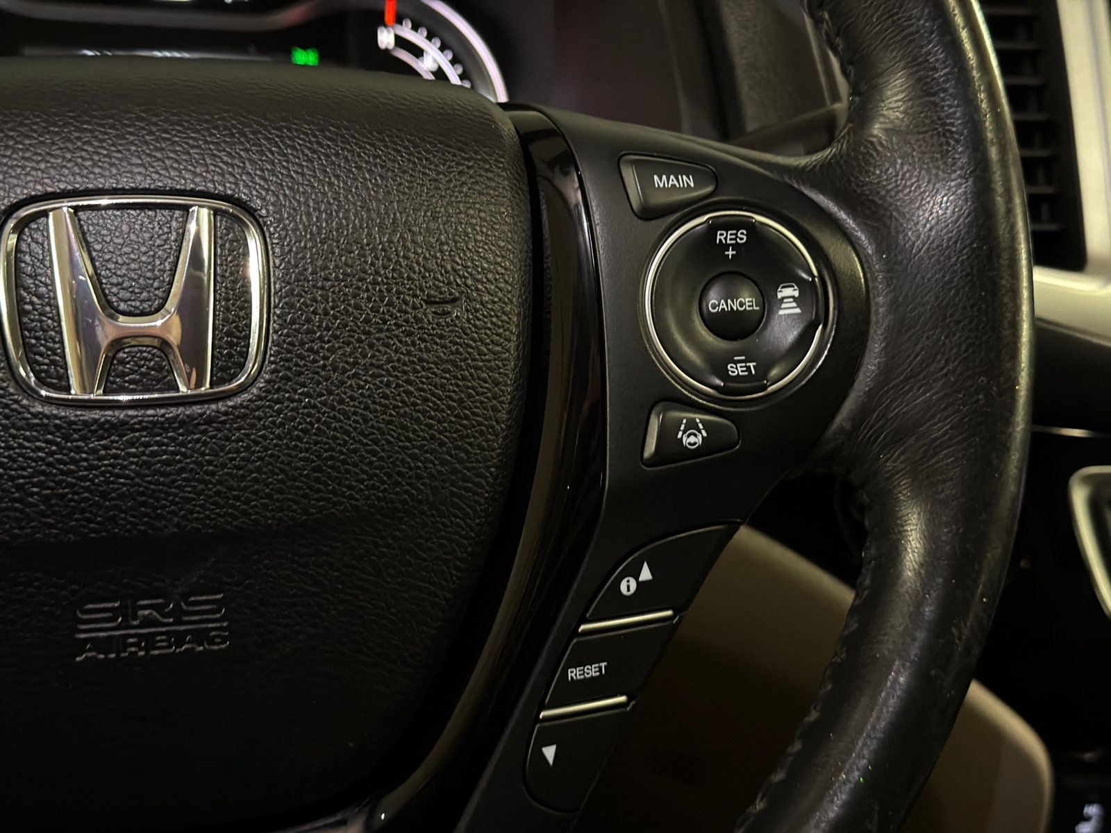 Used 2018 Honda Ridgeline RTL-E image 22
