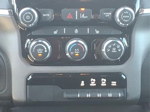 Used 2025 RAM 1500 Big Horn AWD/4WD image 25