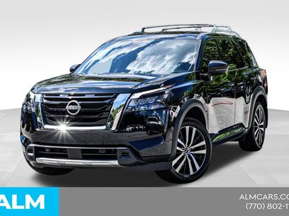 Used 2025 Nissan Pathfinder Platinum w/ Cargo Package