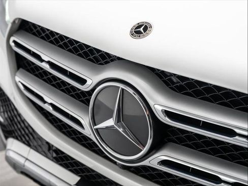 Used 2021 Mercedes-Benz GLE 350 w/ Premium Package image 10