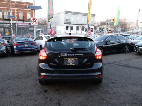 Used 2012 Ford Focus SEL image 6