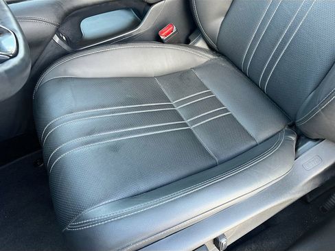 Used 2023 Honda HR-V EX-L image 18