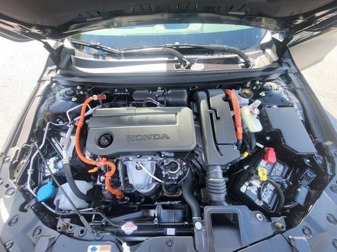 Certified 2024 Honda Accord Sport image 9