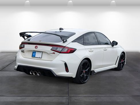 Certified 2025 Honda Civic Type R image 5