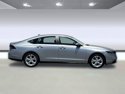 Certified 2024 Honda Accord LX image 7
