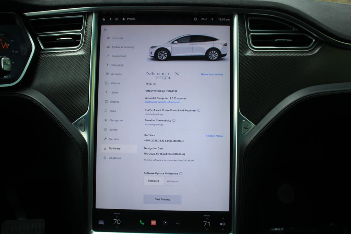 Used 2017 Tesla Model X 90D AWD/4WD image 16