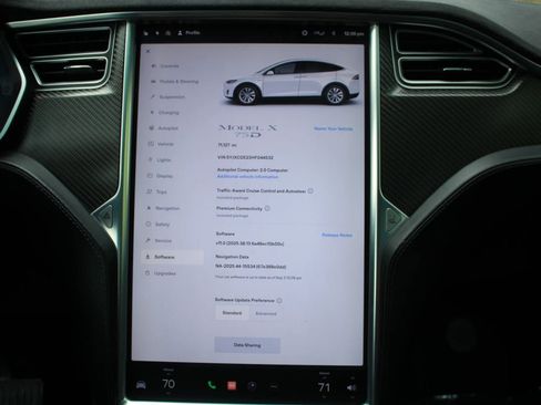 Used 2017 Tesla Model X 90D AWD/4WD image 16