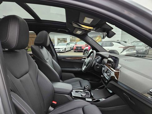 Used 2024 BMW X3 xDrive30i image 11