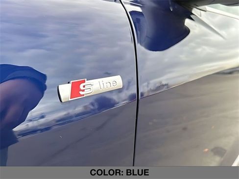 New 2026 Audi Q4 e-tron Premium image 10