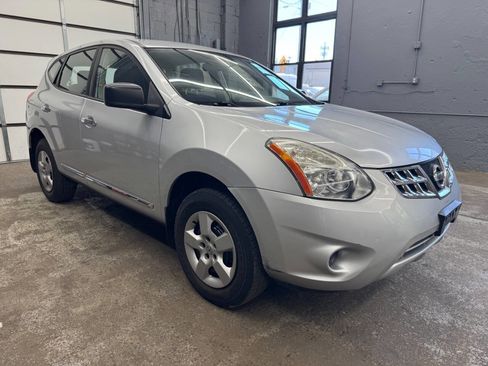Used 2011 Nissan Rogue S AWD/4WD image 7