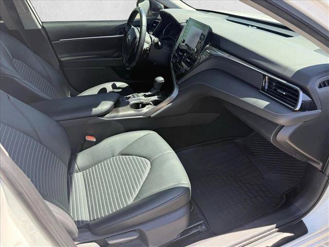 Used 2023 Toyota Camry SE w/ Convenience Package AWD/4WD image 17