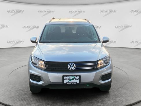 Used 2015 Volkswagen Tiguan S AWD/4WD image 2