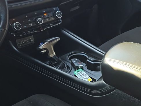 Used 2021 Dodge Durango SXT image 12