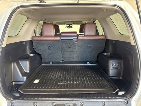 Used 2015 Toyota 4Runner Limited AWD/4WD image 21