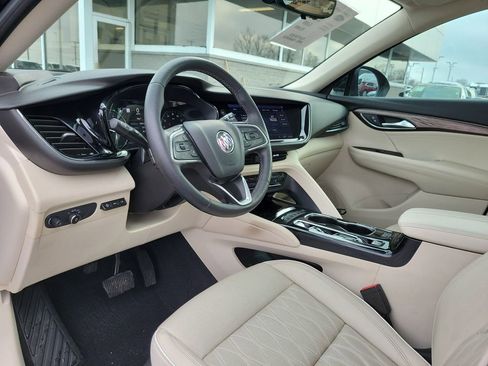 Used 2021 Buick Envision Avenir w/ Technology Package II image 20