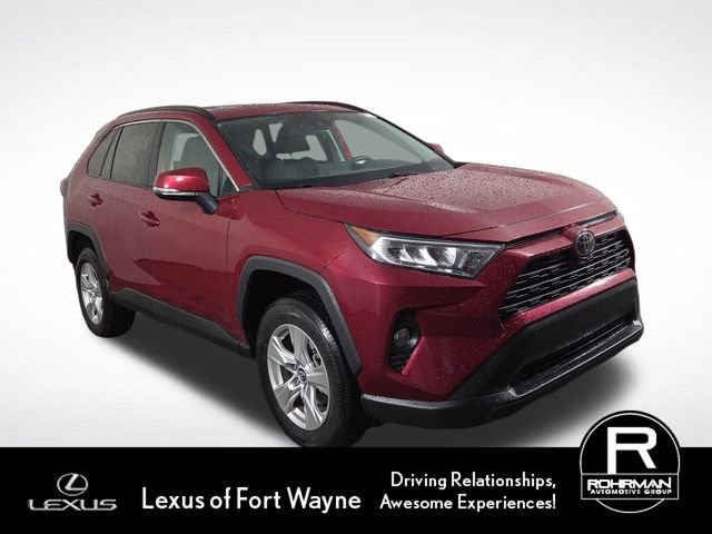Used 2020 Toyota RAV4 XLE w/ Convenience Package AWD/4WD image 5