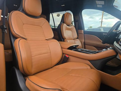 Used 2020 Lincoln Aviator Black Label w/ Dynamic Handling Package image 16