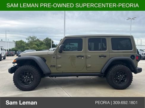 Used 2025 Jeep Wrangler Unlimited Sport AWD/4WD image 5