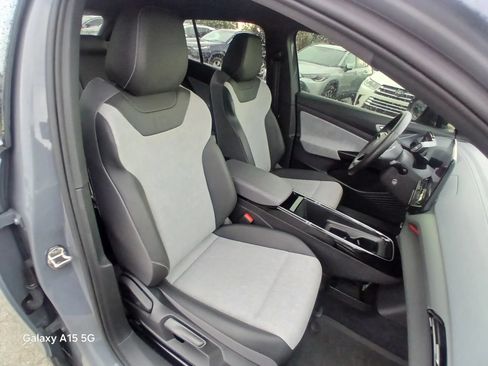 Used 2023 Volkswagen ID.4 Pro RWD image 19