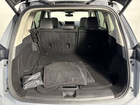 Certified 2024 Nissan Rogue SL w/ SL Premium Package AWD/4WD image 36