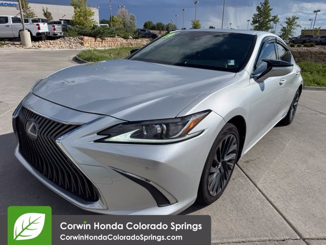 Used 2019 Lexus ES 300h FWD image 4