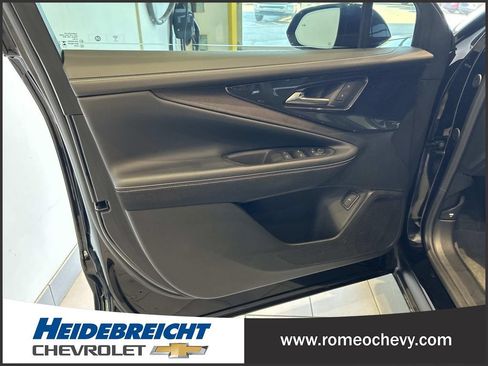 Used 2024 Chevrolet Blazer EV LT AWD/4WD image 10