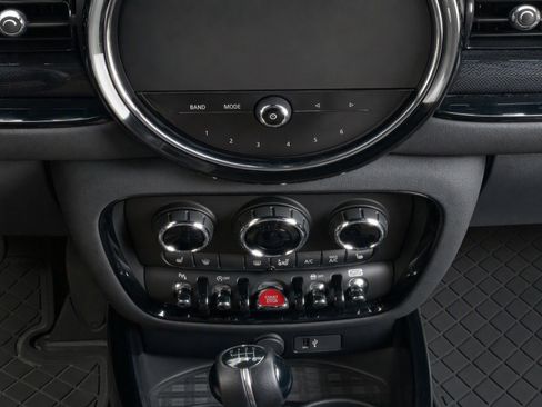 Used 2022 MINI Cooper Clubman S FWD image 10