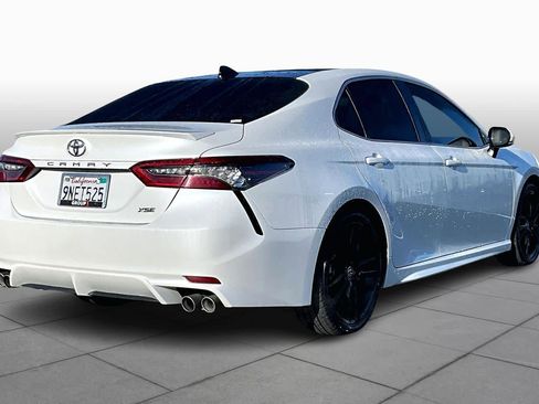 Used 2022 Toyota Camry XSE image 12