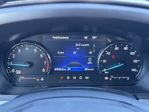 Used 2020 Ford Explorer XLT image 24