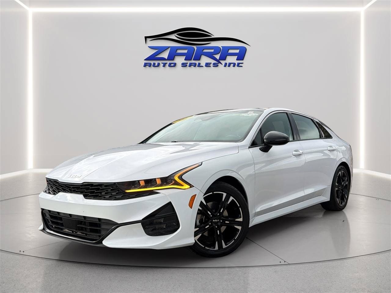 Used 2022 Kia K5 GT-Line w/ GT-Line Awd Premium Package image 1