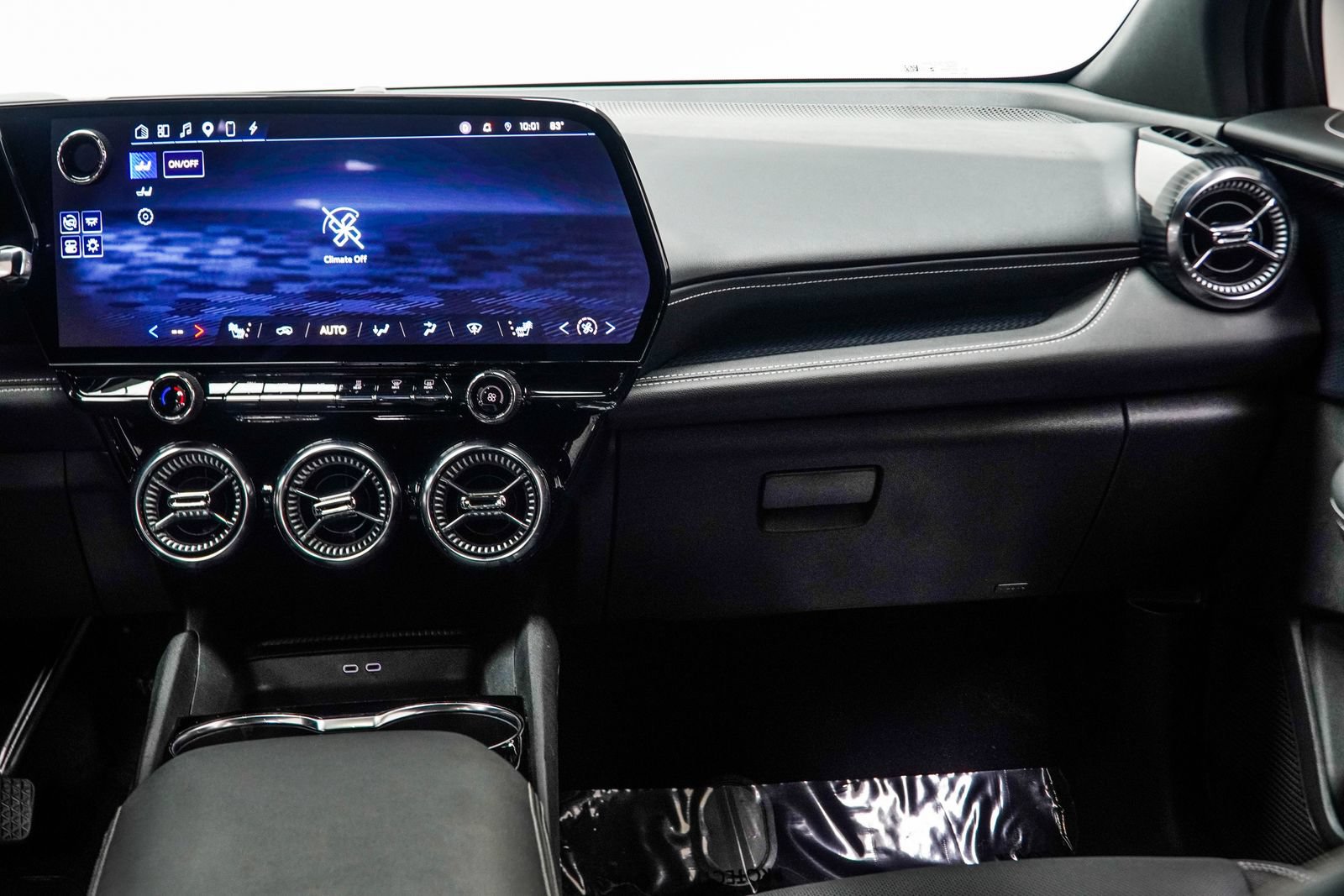 Used 2024 Chevrolet Blazer EV LT AWD/4WD image 19