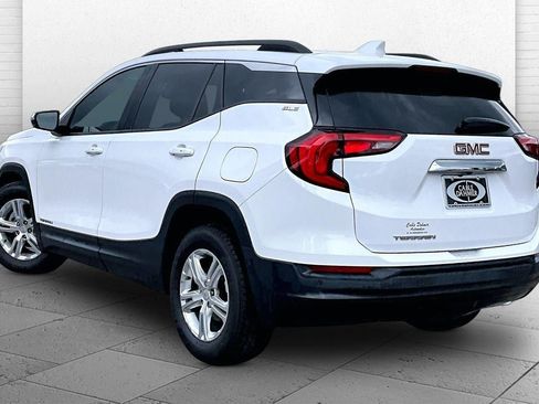 Used 2020 GMC Terrain SLE w/ Driver Convenience Package FWD image 10