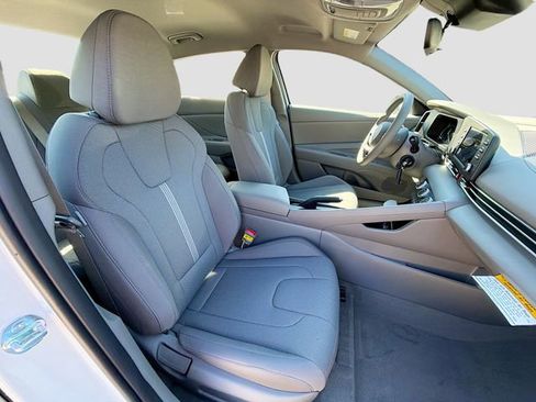 New 2026 Hyundai Elantra SE w/ Cargo Package FWD image 27