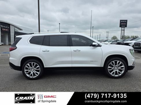 Used 2024 GMC Acadia Denali w/ Super Cruise Package FWD image 9