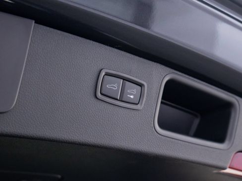 New 2026 Porsche Macan Turbo AWD/4WD image 34