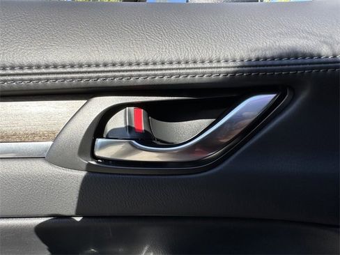 Used 2024 MAZDA CX-5 Signature image 32