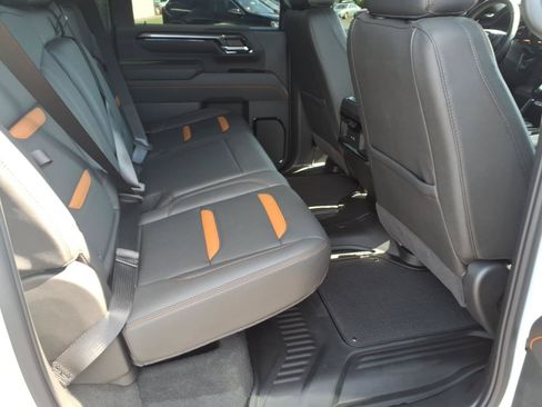 Certified 2026 GMC Sierra 2500 AT4 w/ AT4 Premium Plus Package AWD/4WD image 29