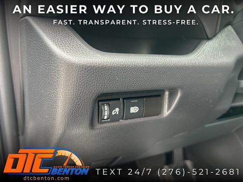 Used 2024 Toyota RAV4 LE AWD/4WD image 14
