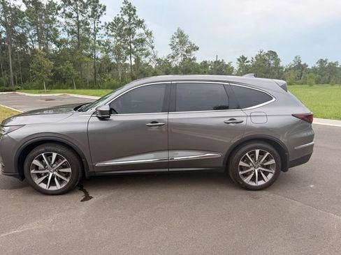 Used 2025 Acura MDX SH-AWD w/ Technology Package image 16