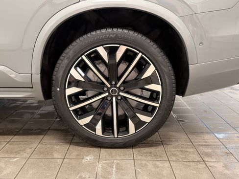 New 2026 Volvo XC90 T8 Ultra w/ Protection Package AWD/4WD image 10