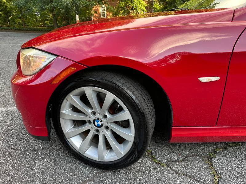 Used 2011 BMW 328i Sedan RWD image 3