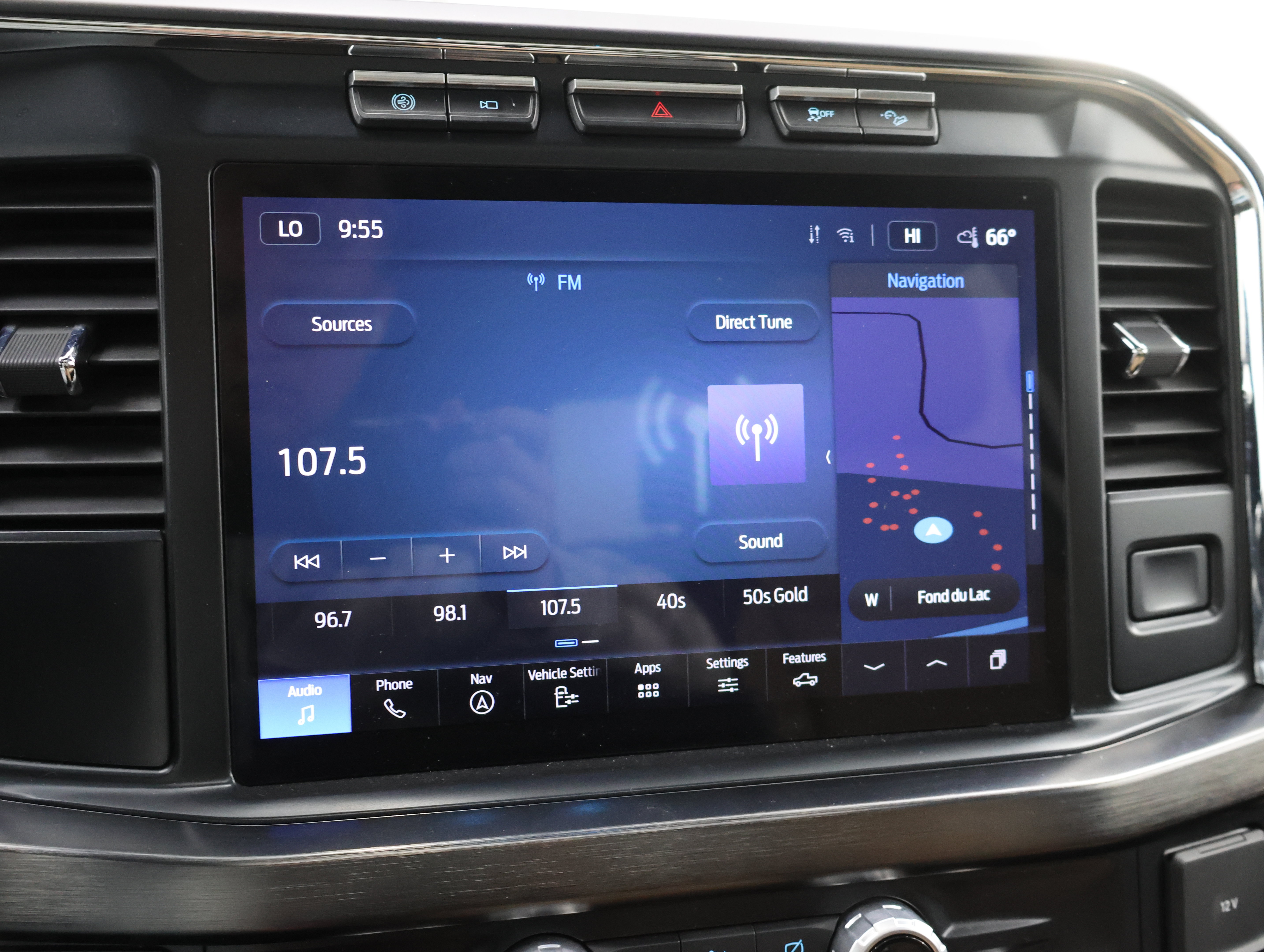Used 2024 Ford F350 Lariat w/ Sport Appearance Package AWD/4WD image 56