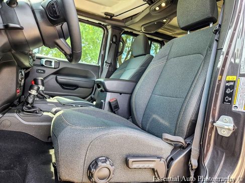 Used 2025 Jeep Wrangler Unlimited Sport S 4xe AWD/4WD image 9
