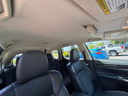 Used 2019 Mitsubishi Outlander SE AWD/4WD image 27